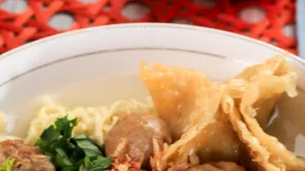 Saus Bakso Legendaris, Tetap Dicari Walau Zaman Berganti