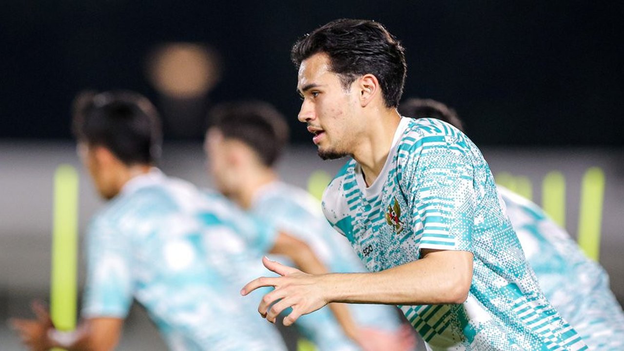 Debut Resmi Nathan Tjoe-A-On di Swansea City Bikin Heboh Media Inggris