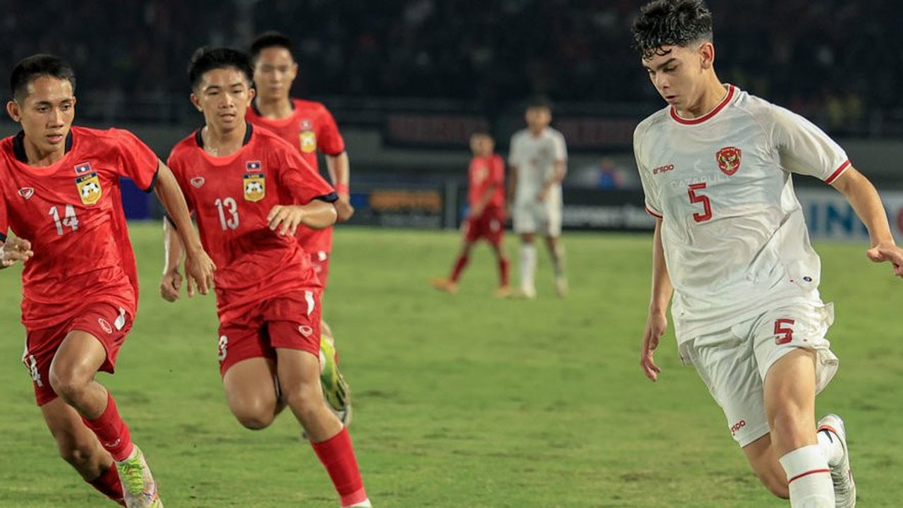 Jelang Duel Indonesia U-17 vs India, Nova Arianto Puji Jiwa Nasionalisme Mathew Baker