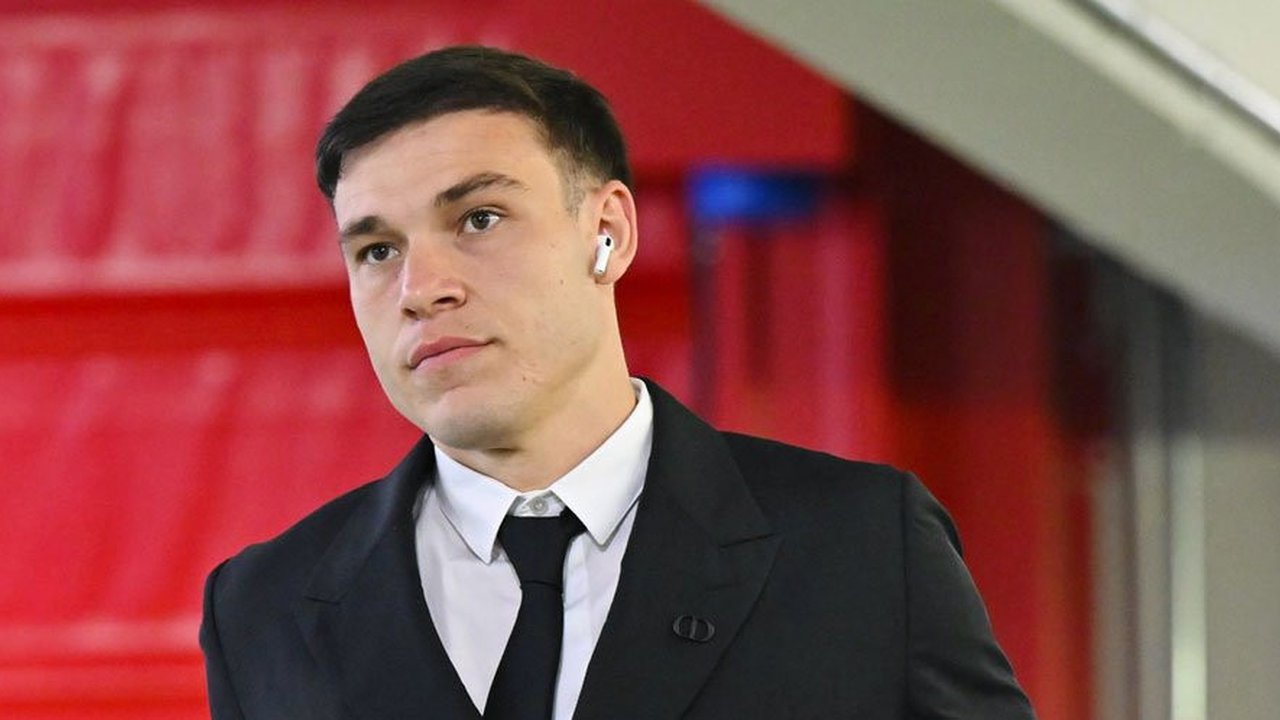 Manuel Ugarte dari PSG ke Manchester United, Here We Go!