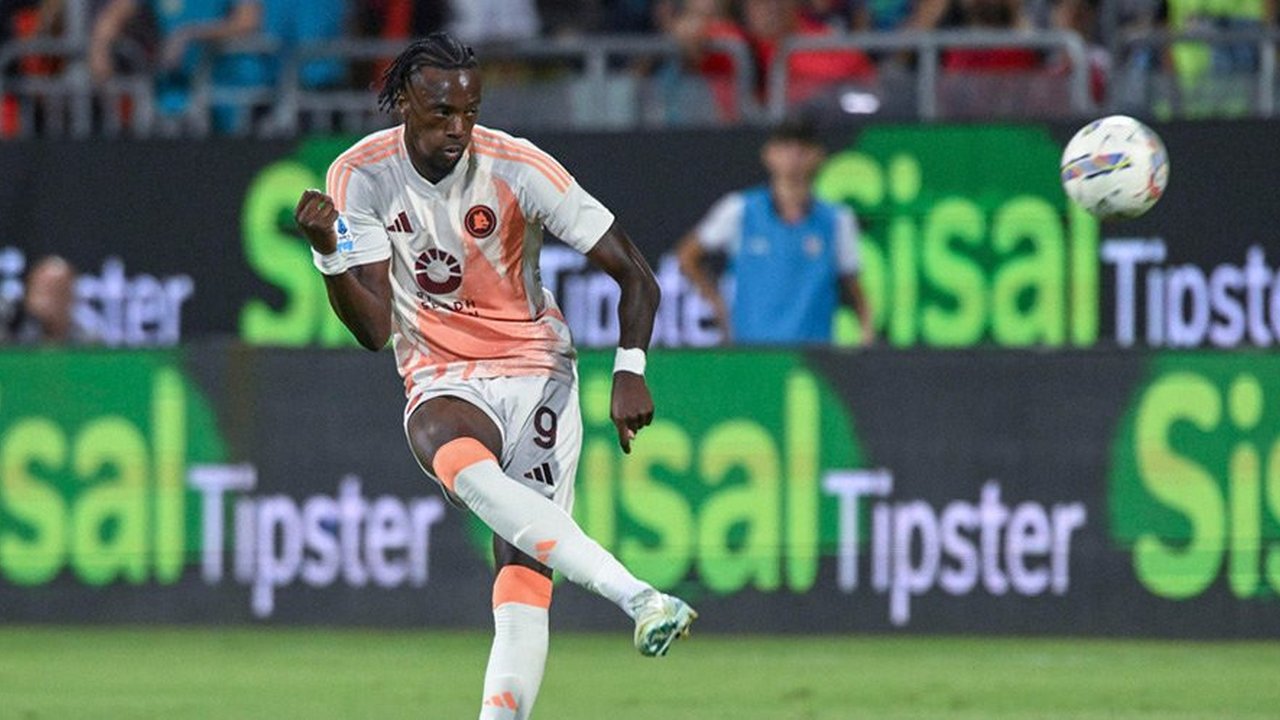 AC Milan dan AS Roma Sepakat Tukar Tammy Abraham & Alexis Saelemaekers
