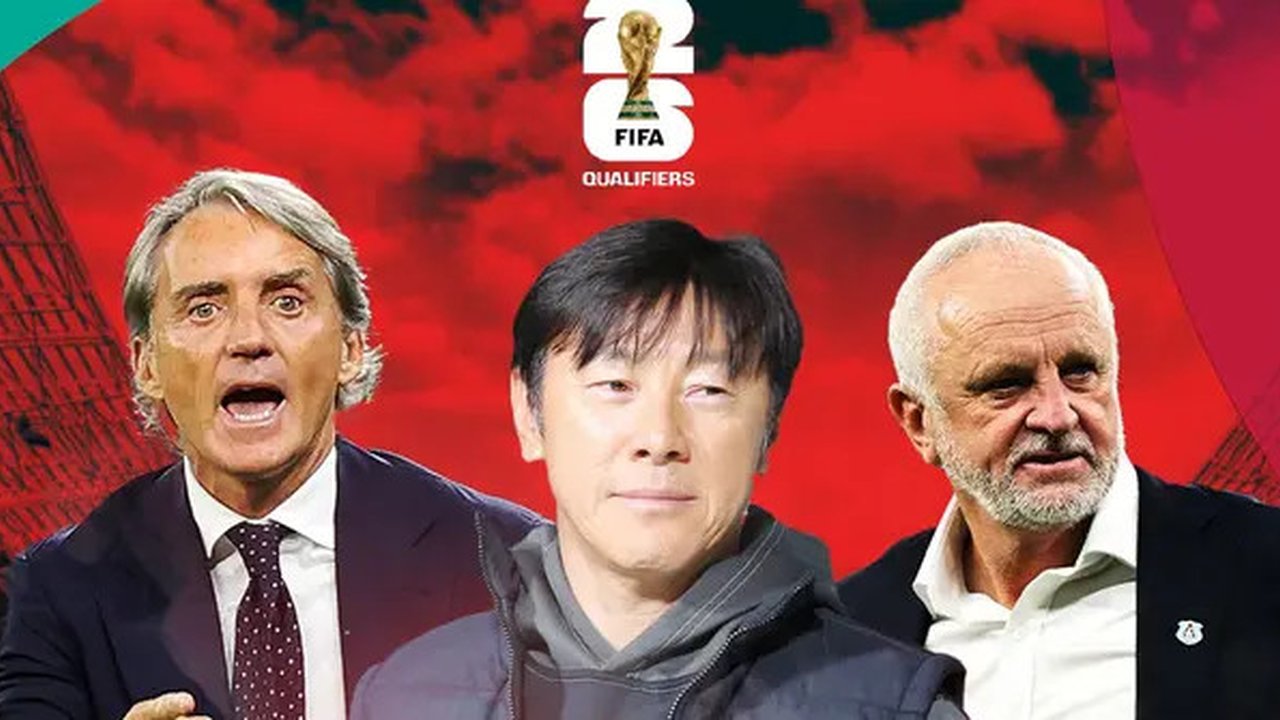 Kualifikasi Piala Dunia 2026 - Roberto Mancini, Shin Tae-yong, Graham Arnold (Bola.com/Adreanus Titus)