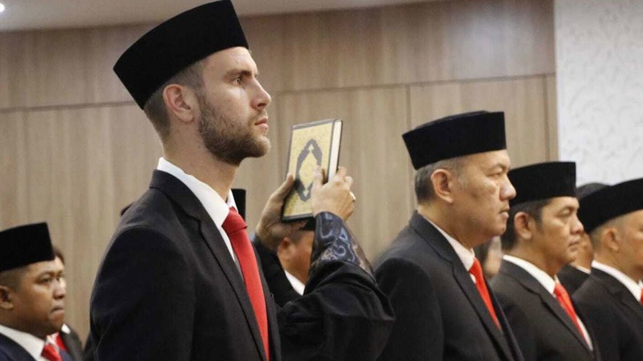 'Peh', Kosakata Khas Kediri yang Diucapkan Kiper Timnas Indonesia Maarten Paes