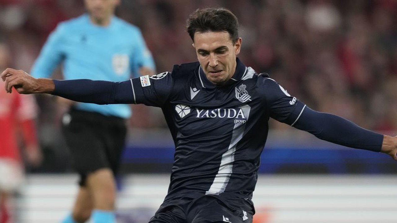 Menyentuh! Ini Dia Alasan Martin Zubimendi Tak Tergoda dengan Tawaran Liverpool