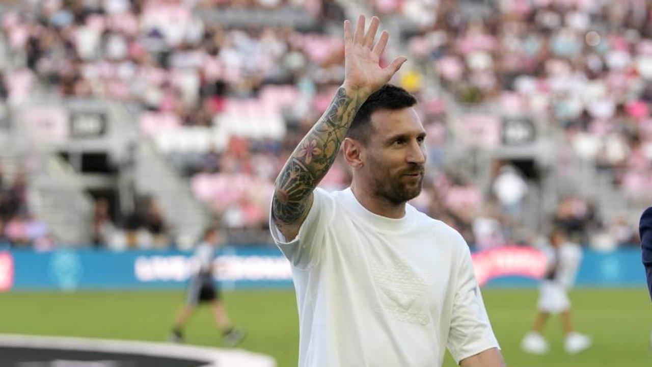Pesan Emosional Lionel Messi Untuk Di Maria yang Pensiun dari Timnas Argentina: Maaf Nggak Bisa Hadir