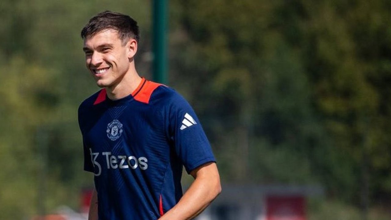 Manuel Ugarte, Versi Mahalnya Scott McTominay