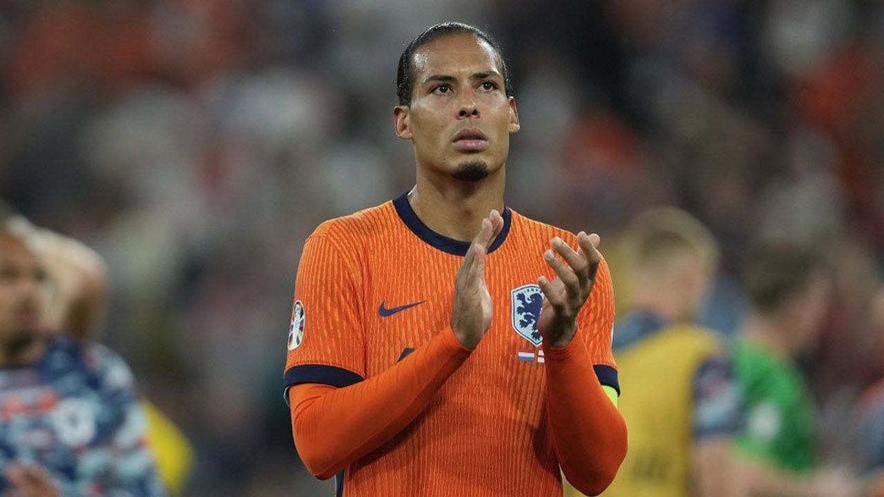 Meski Makin Menua, Van Dijk Pede Masih Bisa Main di Piala Dunia 2026
