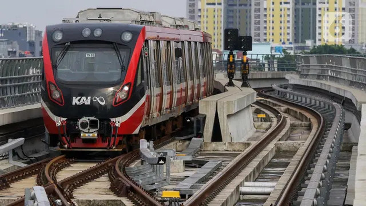 Dengan ditetapkannya LRT Jabodebek sebagai Objek Vital Nasional, maka penyelenggaraan pengamanan akan dilakukan berdasarkan prinsip pengamanan internal. (Liputan6.com/Herman Zakharia)