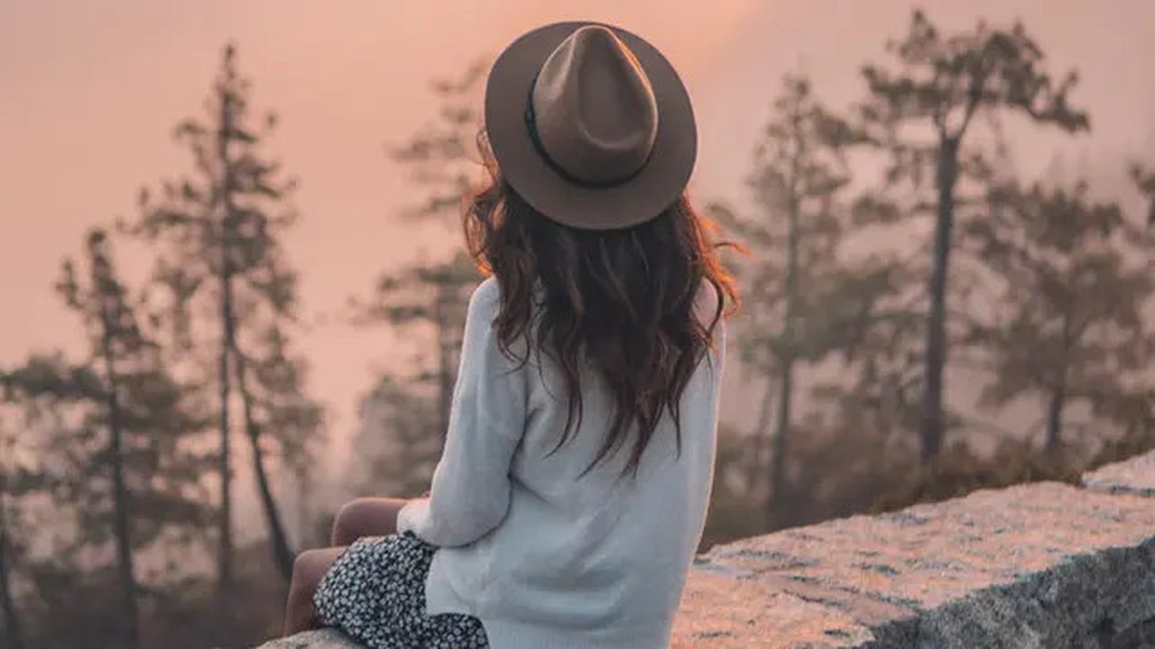 Ilustrasi melepaskan, merelakan, move on. /Copyright unsplash.com/@aiony