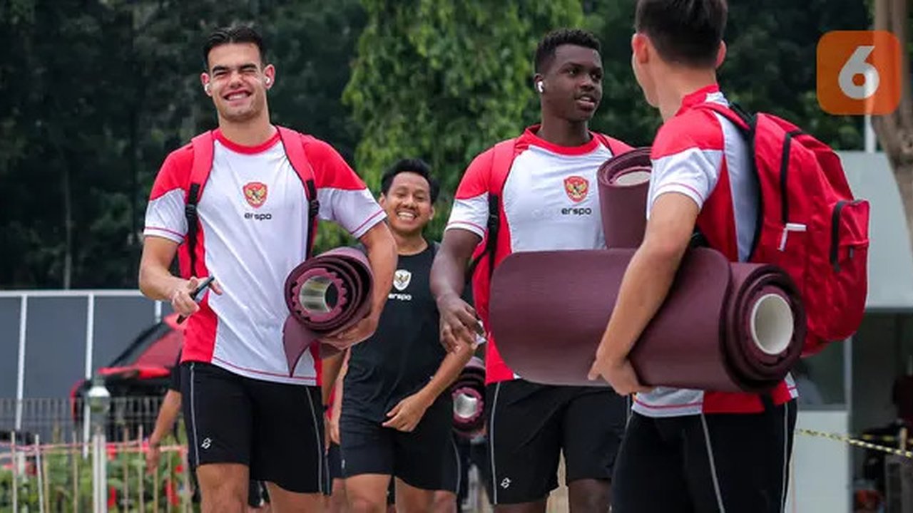 Foto: Persiapan Terakhir Timnas Indonesia U-20 Jelang Kualifikasi Piala Asia U-20 2025 Timnas Indonesia U-20 menjalani latihan jelang Kualifikasi Piala Asia U-20 2025 di Lapangan A, Stadion Utama Gelora Bung Karno (SUGBK), Jakarta, Selasa (24/9/2024).