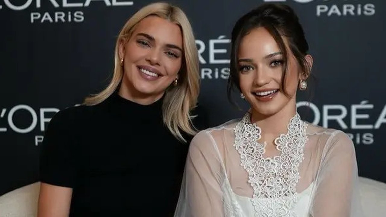Enzy Storia di Loreal Paris Fashion Week. [@enzystoria]