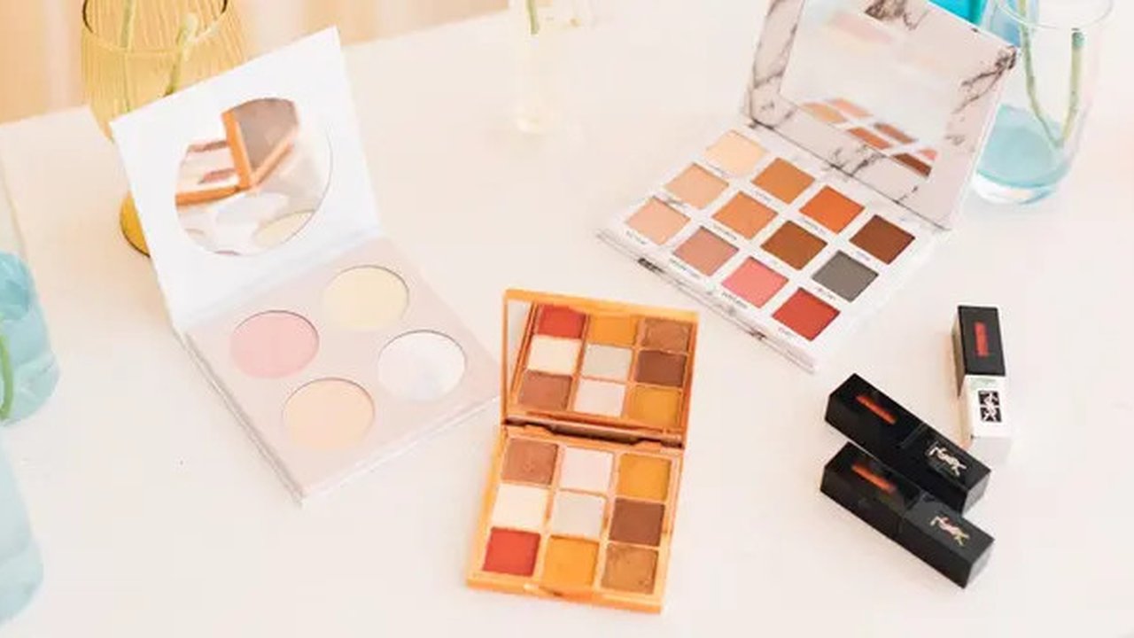 Ilustrasi produk makeup. (c) zhugewala/Pexels.com