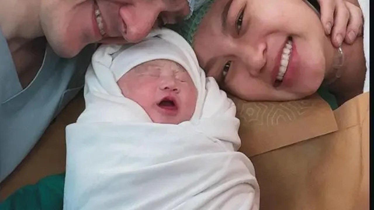 Patricia Gouw melahirkan anak pertama berjenis kelamin perempuan. (Dok. Instagram @patriciagouw).