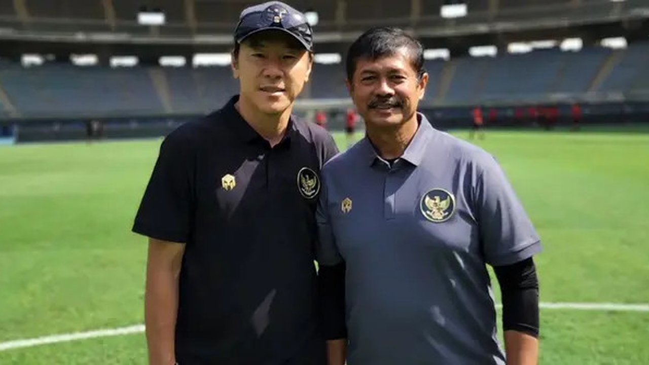 Pelatih Timnas Indonesia, Shin Tae-yong bersama Direktur Teknik PSSI, Indra Sjafri. (Instagram Shin Tae-yong).