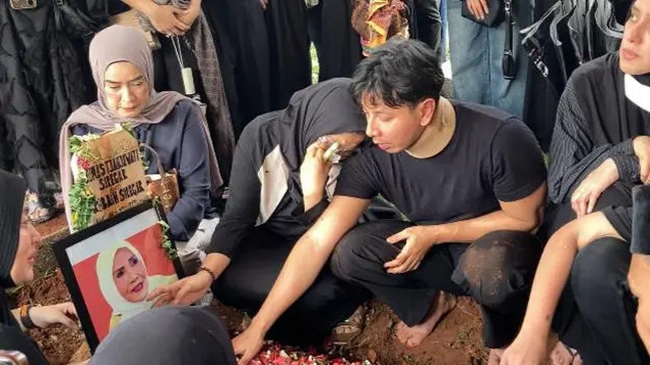 Ibunda Sonny Septian meninggal dunia pada Minggu (29/9/2024) Liputan6.com/M Althaf Jauhar)