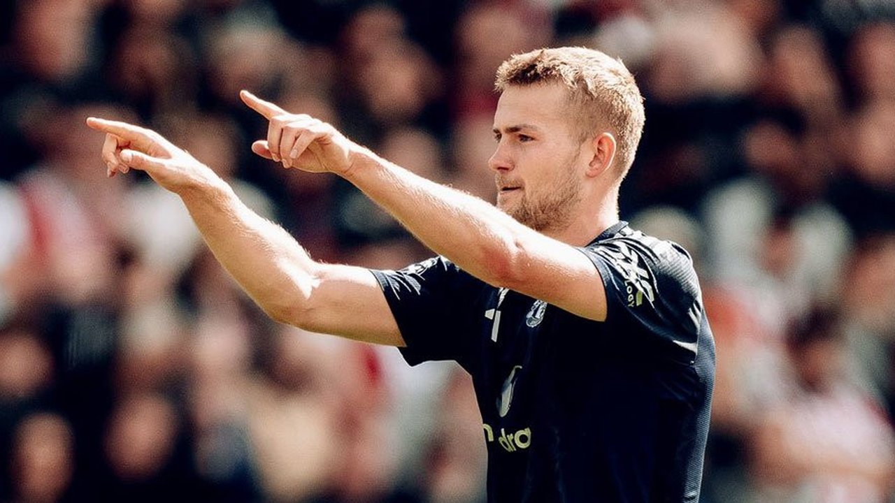 Beli De Ligt Buat Gantikan Maguire, tapi Hasilnya Gitu-Gitu Aja