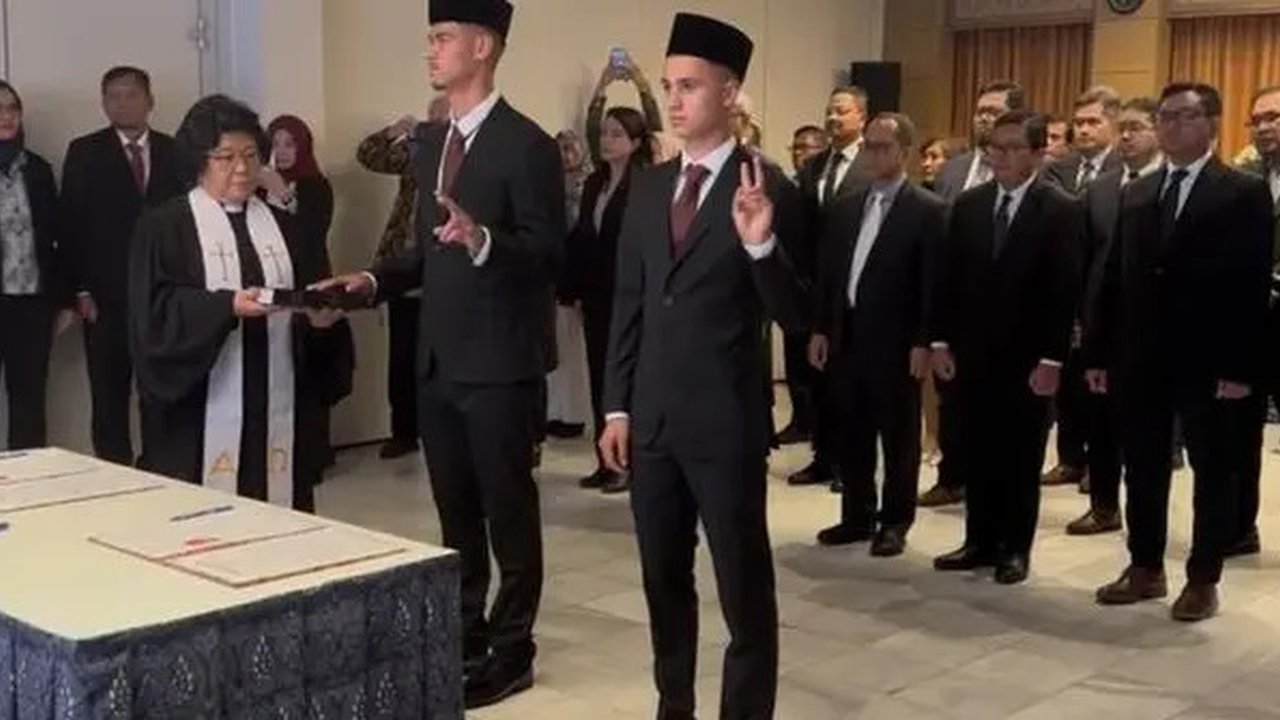 Mees Hilgers dan Eliano Reijnders. (Bola.com/Dok.PSSI).