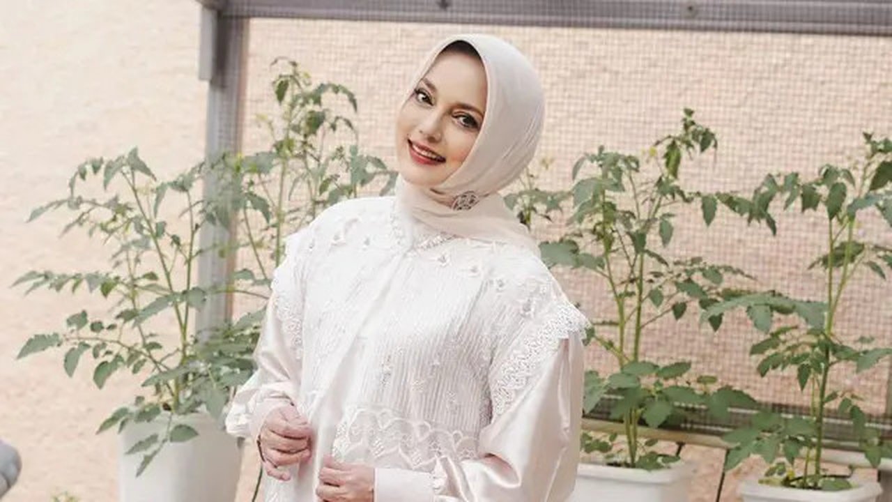Artis Marissa Haque meninggal dunia pada 2 Oktober 2024 sekitar jam 2 dini hari. Kabar ini disampaikan kedua putrinya, Chiki Fawzi dan Bella Fawzi. (Foto: Dok. Instagram @marissahaque)
