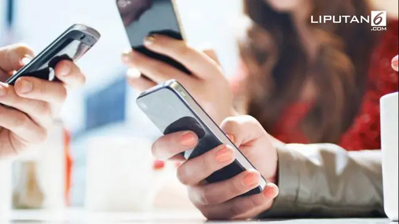 Banner Infografis Ponsel Black Market Diblokir via IMEI. (Sumber Foto: huffingtonpost.com)