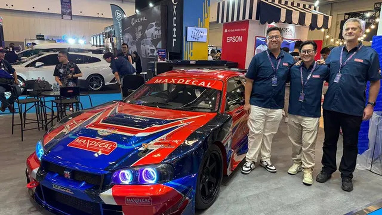 Nissan LB-Super Silhouette R34 SkylineCarbon ikut mejeng di pameran IMX 2024. (Liputan6.com/ Rendy Yansah)