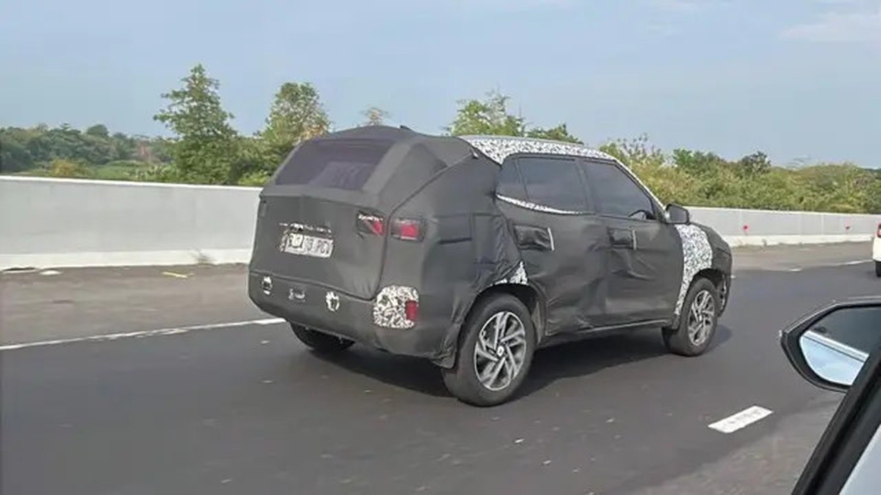Diduga Hyundai Creta N Line Berkamuflase Terlihat Dites di Tol Trans Jawa (Ist)