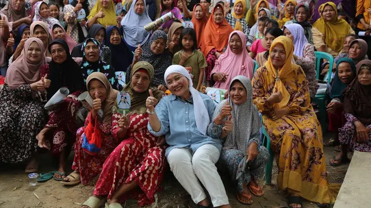 Calon Bupati Musi Banyuasin Lucianty yang menjanjikan 100 persen gajinya akan dihibahkan untuk kemajuan 229 desa di Musi Banyuasin jika terpilih di Pilkada Musi Banyuasin 2024 (Dok. Tim Hu