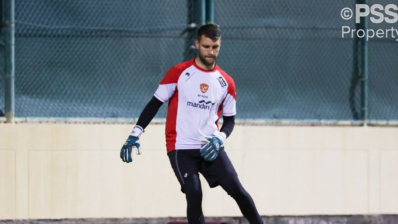 Timnas Indonesia Disarankan Tambah Kiper Naturalisasi, Jaga-Jaga Kalau Maarten Paes Absen