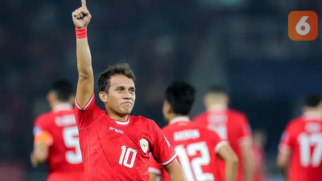 Selebrasi gelandang Timnas Indonesia, Egy Maulana Vikri setelah menjebol gawang Vietnam pada laga Grup F kualifikasi Piala Dunia 2026 Zona Asia di Stadion Utama Gelora Bung Karno (SUGBK),