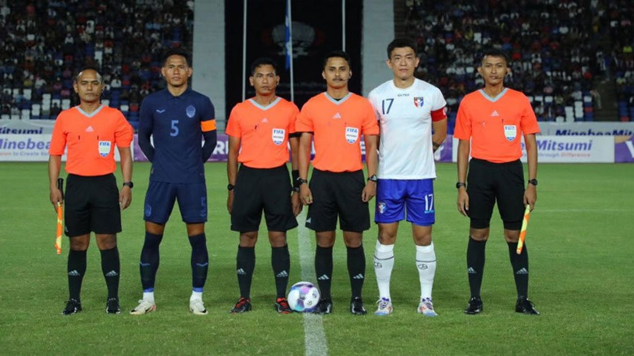 Bangga! 3 Wasit Indonesia Pimpin Uji Coba FIFA Matchday Oktober 2024