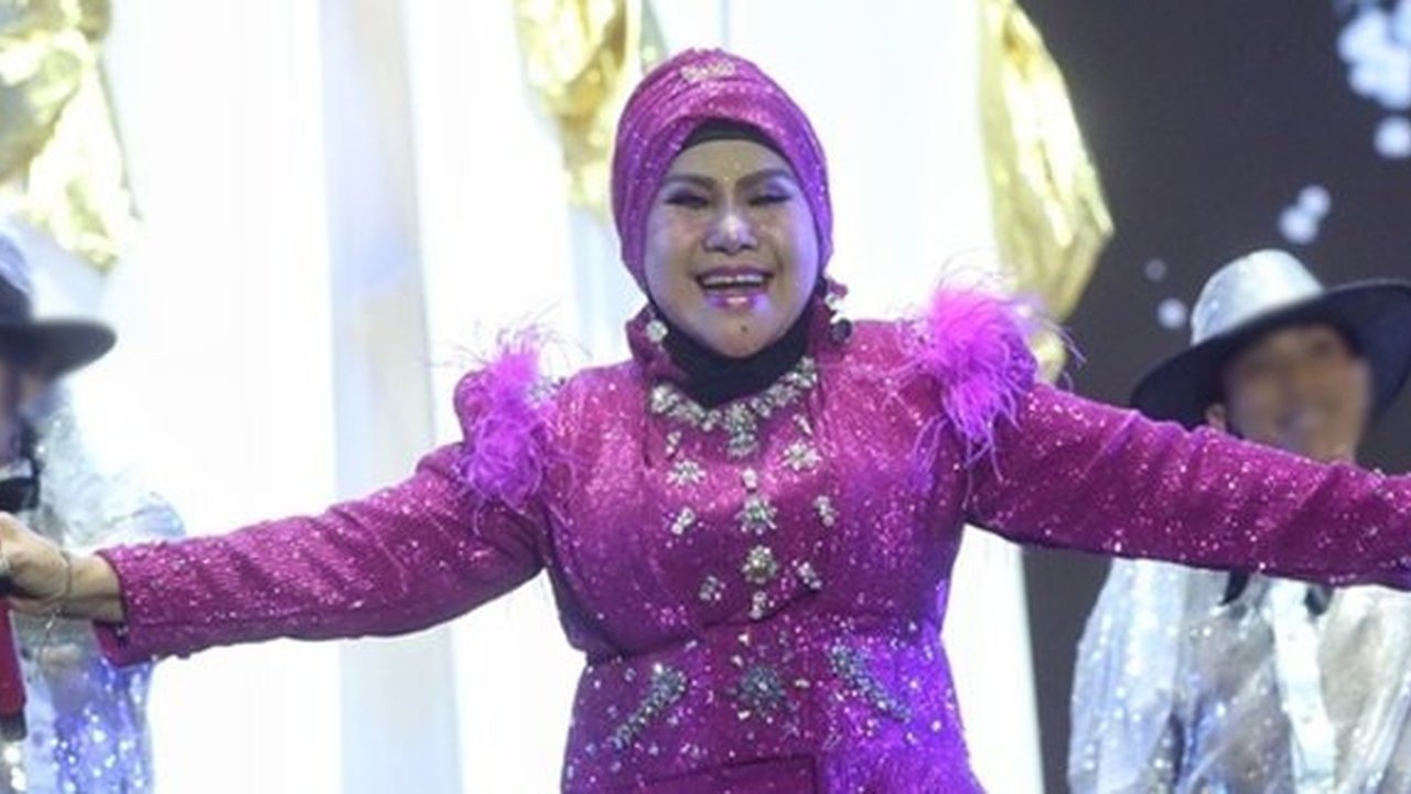 Selalu Jaga Perasaan Anak dan Cucu, Elvi Sukaesih: Aku Paling Sedih Kalo Anak-anak Dicela