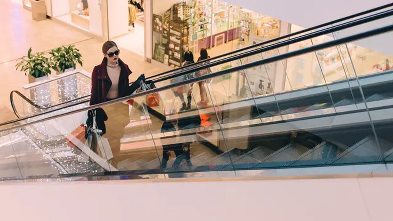 ilustrasi tips berbelanja di mall saat new normal/pexels