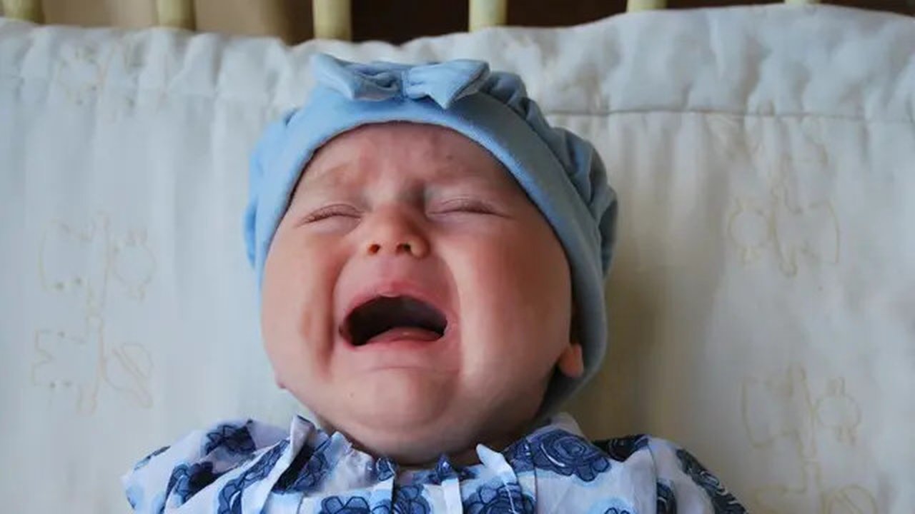 Ilustrasi bayi menangis. (Dok. Ben_kerckx/Pixabay/Tri Ayu Lutfiani)