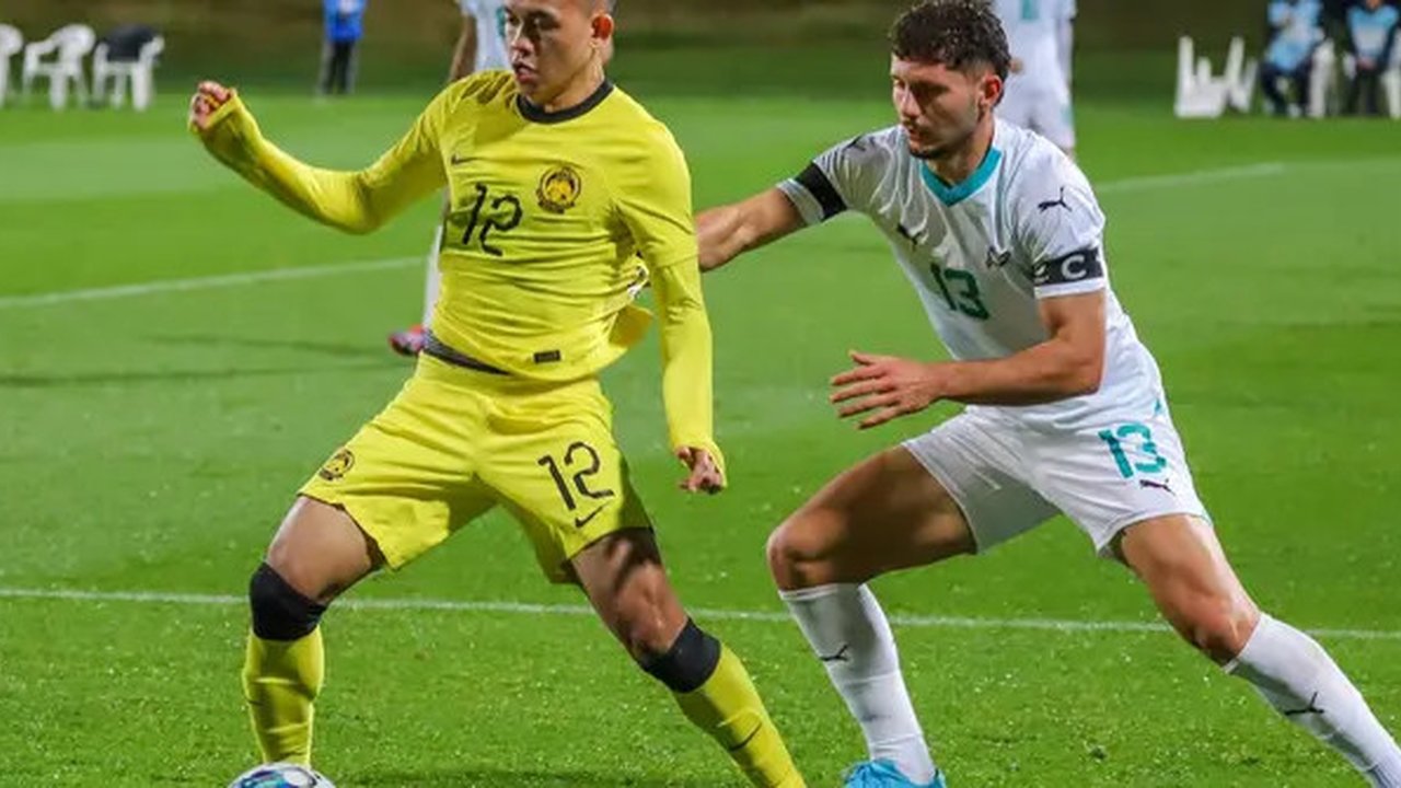 Winger Timnas Malaysia, Arif Aiman saat menghadapi Timnas Selandi Baru di Auckland, Senin (14/10/2024). (Dok. FA Malaysia)