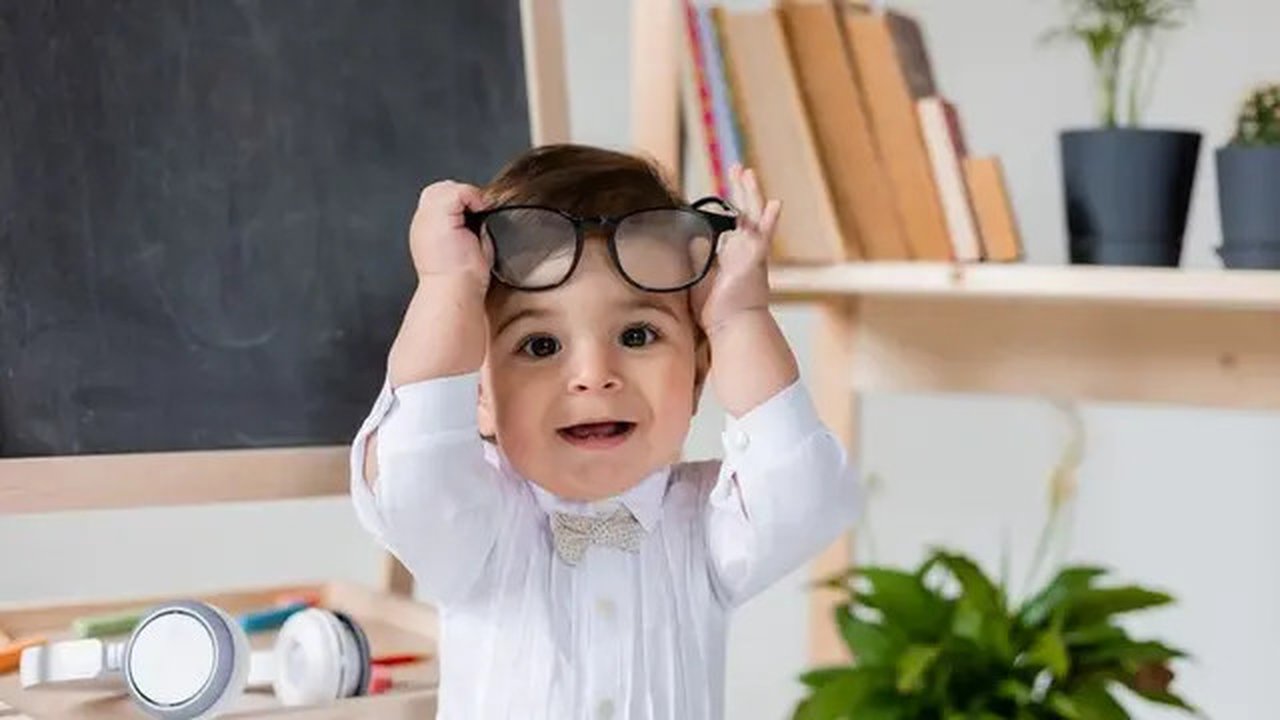 Meningkatkan kecerdasan anak di usia balita. (Foto: Freepik/kristina_igumnova)