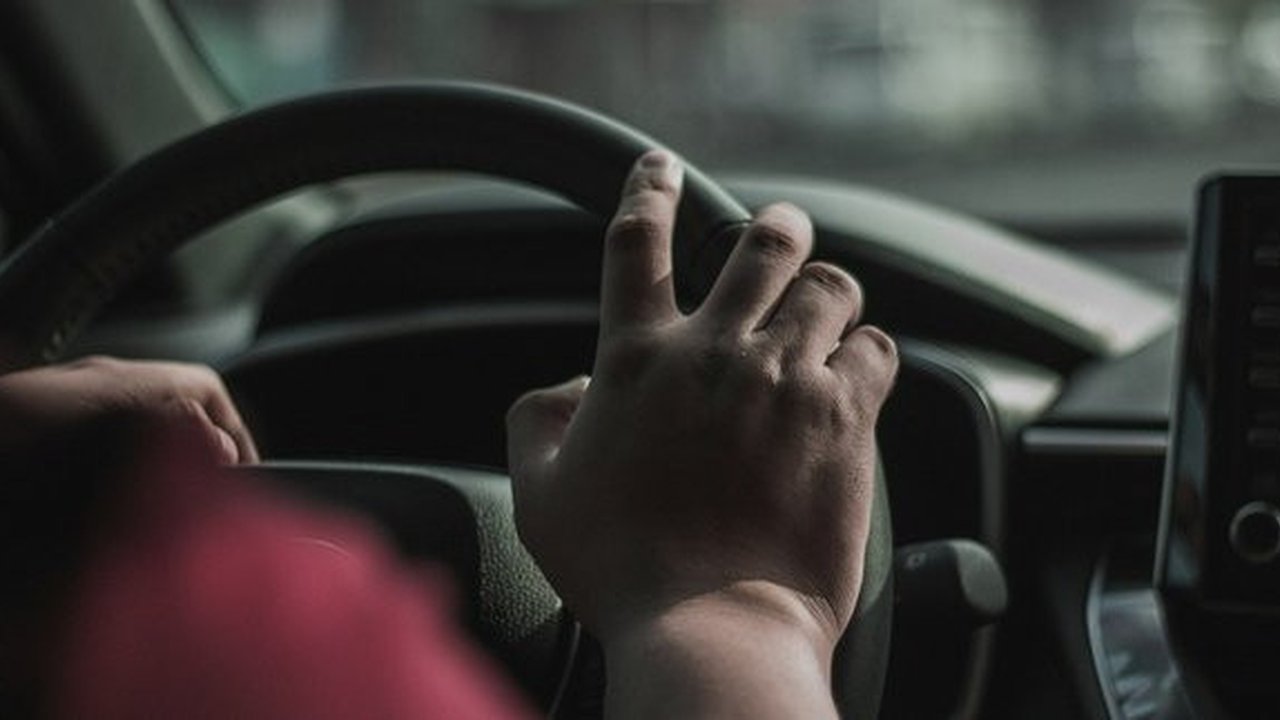 7 Arti Mimpi Nyetir Mobil, Punya Makna Mendalam - Bisa Jadi Petunjuk Hidup