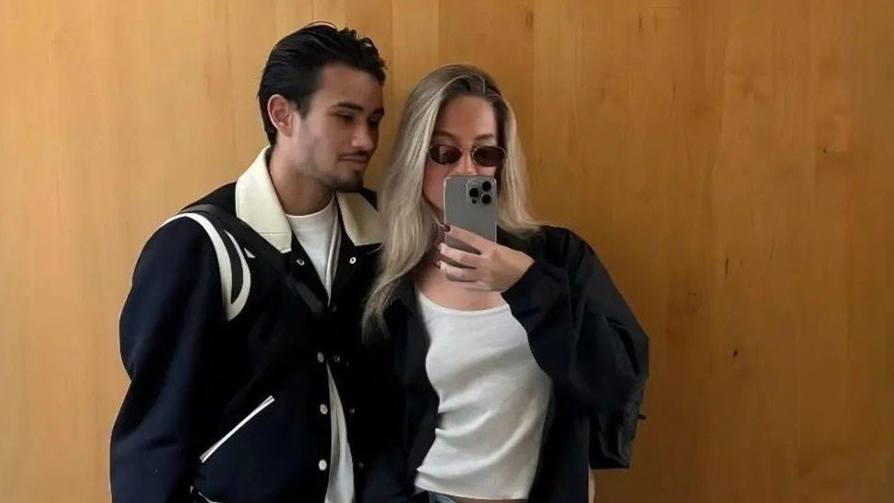 Nathan Tjoe-A-On Akhirya Go Public Pamerkan Pacar Cantiknya, Frederique Slinkert