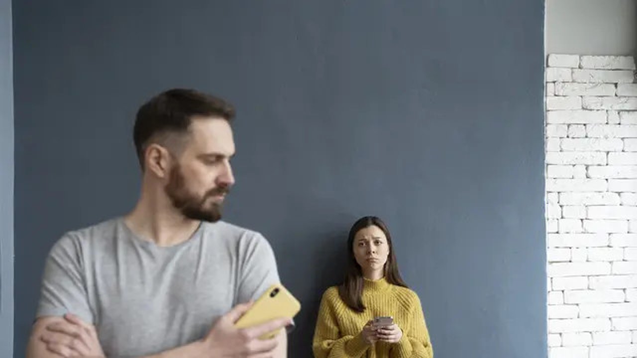 Ilustrasi pasangan kekasih, marah, silent treatment. (Photo Copyright by Freepik)