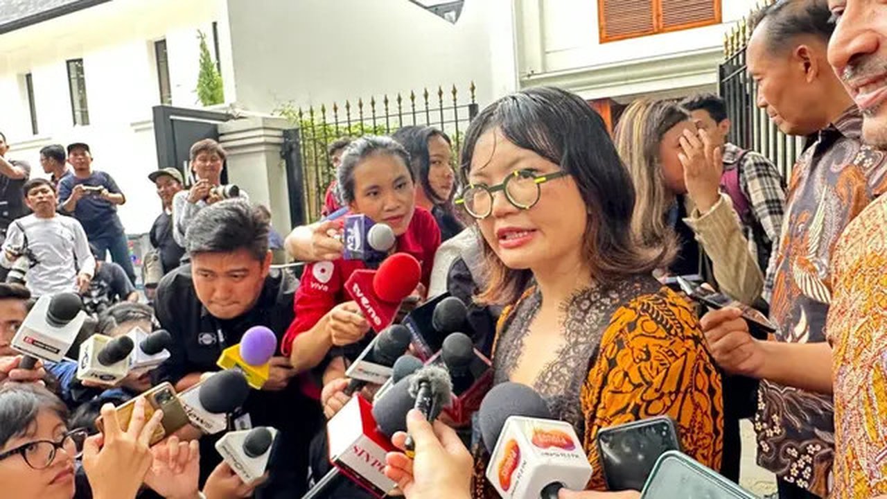 Stella Christie, Professor and Research Chair Tsinghua University di Rumah Kertanegara Jakarta, Selasa (15/10/2024) (Liputan6.com/Nanda Perdana Putra)