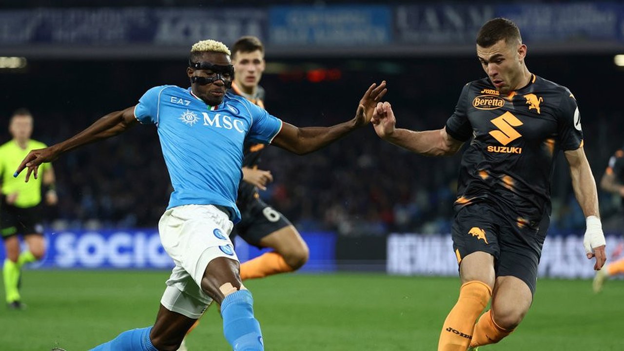 Manchester United Berminat Pinang Bek Timnas Italia Ini?