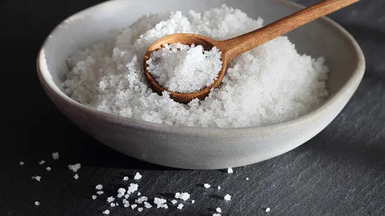 Ilustrasi Sea Salt / Garam Laut (sumber: unsplash)