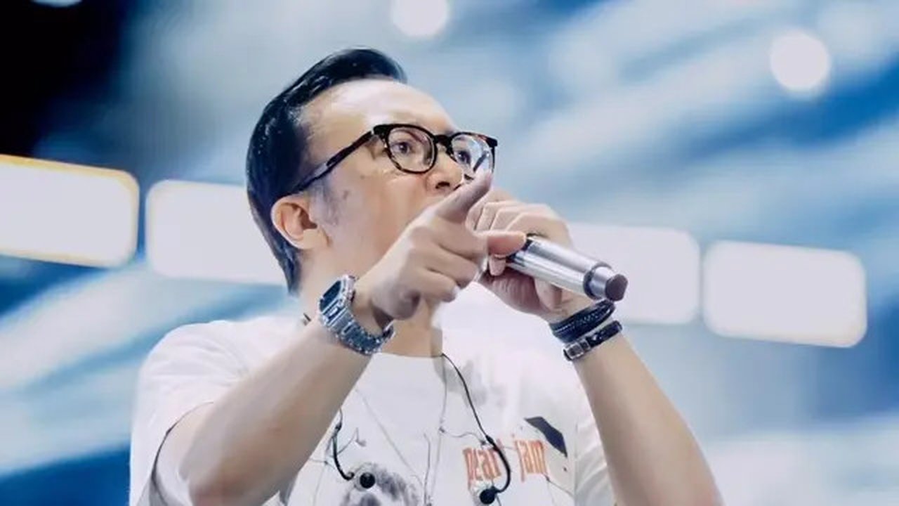 Ari Lasso mengakui telah cerai dari Vitta Dessy pada Februari 2024. Ia minta maaf secara terbuka kepada anak-anak karena gagal memimpin rumah tangga. (Foto: Dok. Instagram @ari_lasso)