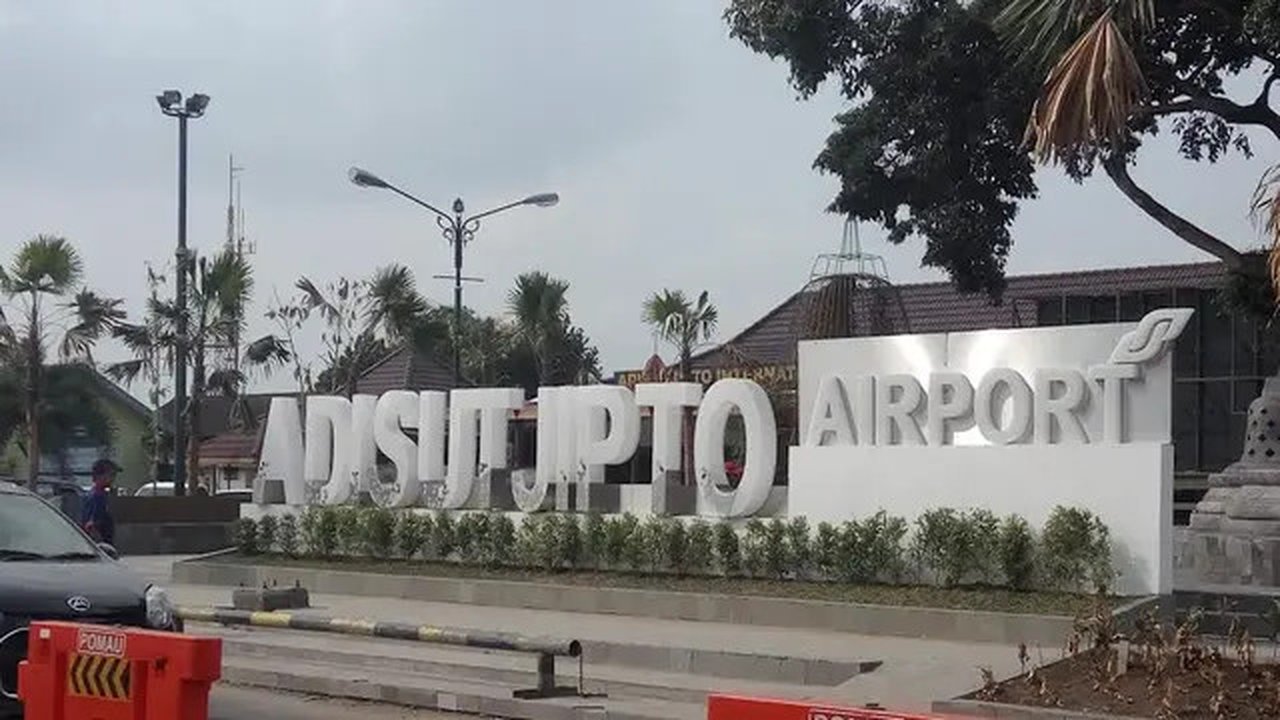 Bandara Adisutjipto Yogyakarta (Liputan6.com / Switzy Sabandar)