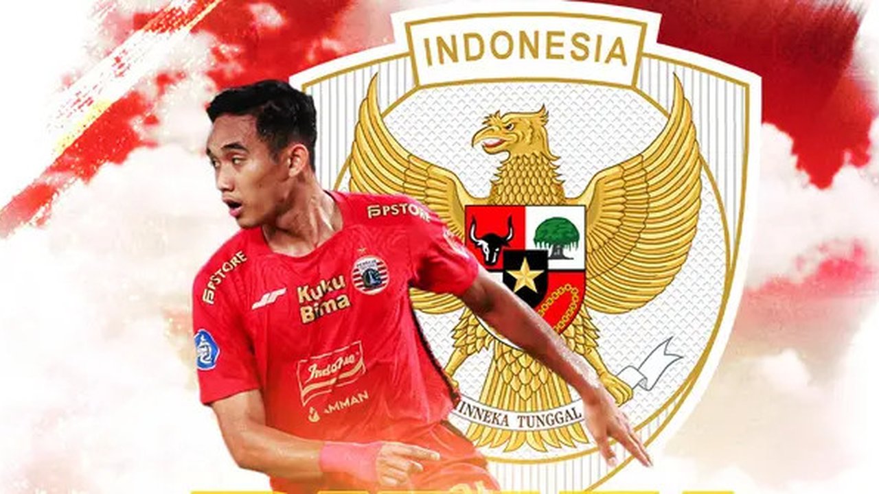 Ilustrasi - Rizky Ridho Jersey Persija Jakarta Nuansa Timnas Indonesia (Bola.com/Adreanus Titus)