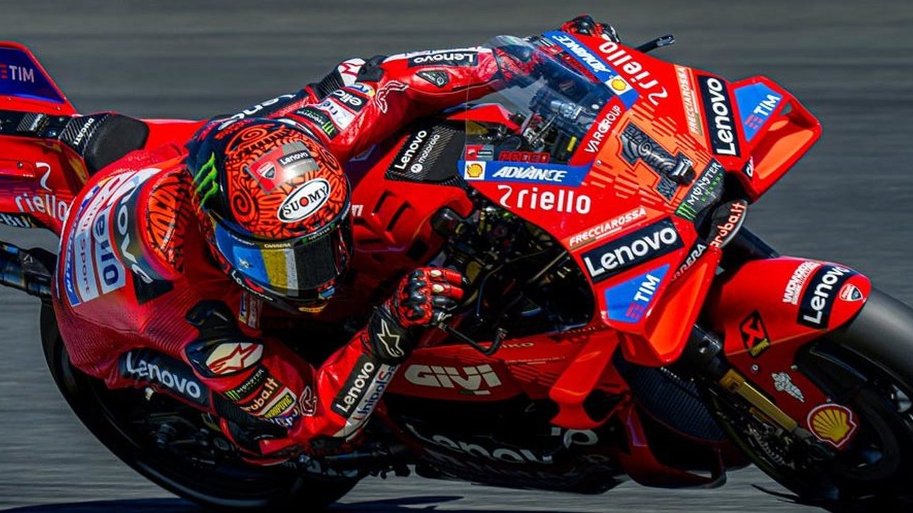 Hasil Balapan MotoGP Malaysia 2024: Pecco Bagnaia Bekuk Jorge Martin, Rebutan Gelar Lanjut ke Seri Penutup