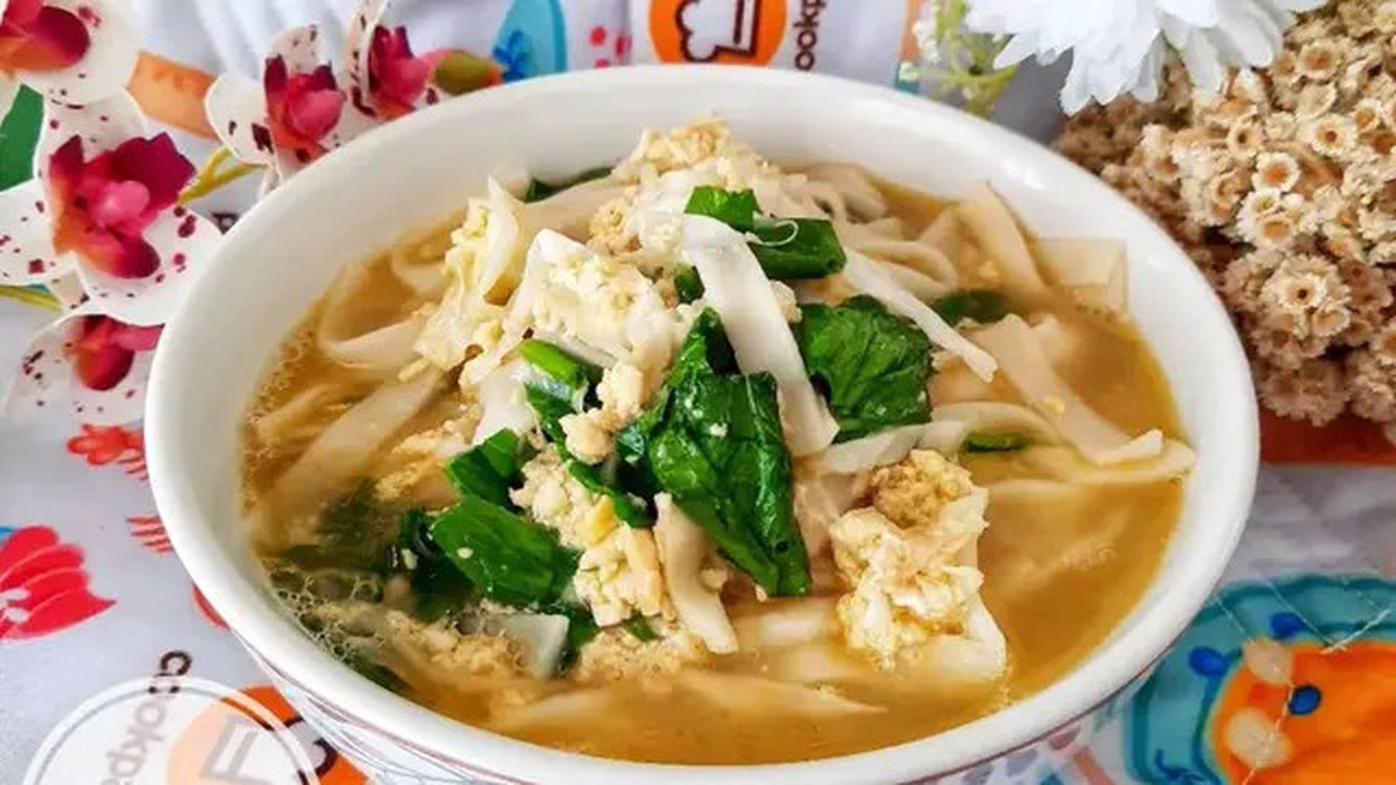 Resep Praktis Kwetiau Kuah. (Dok: Cookpad @minienora )