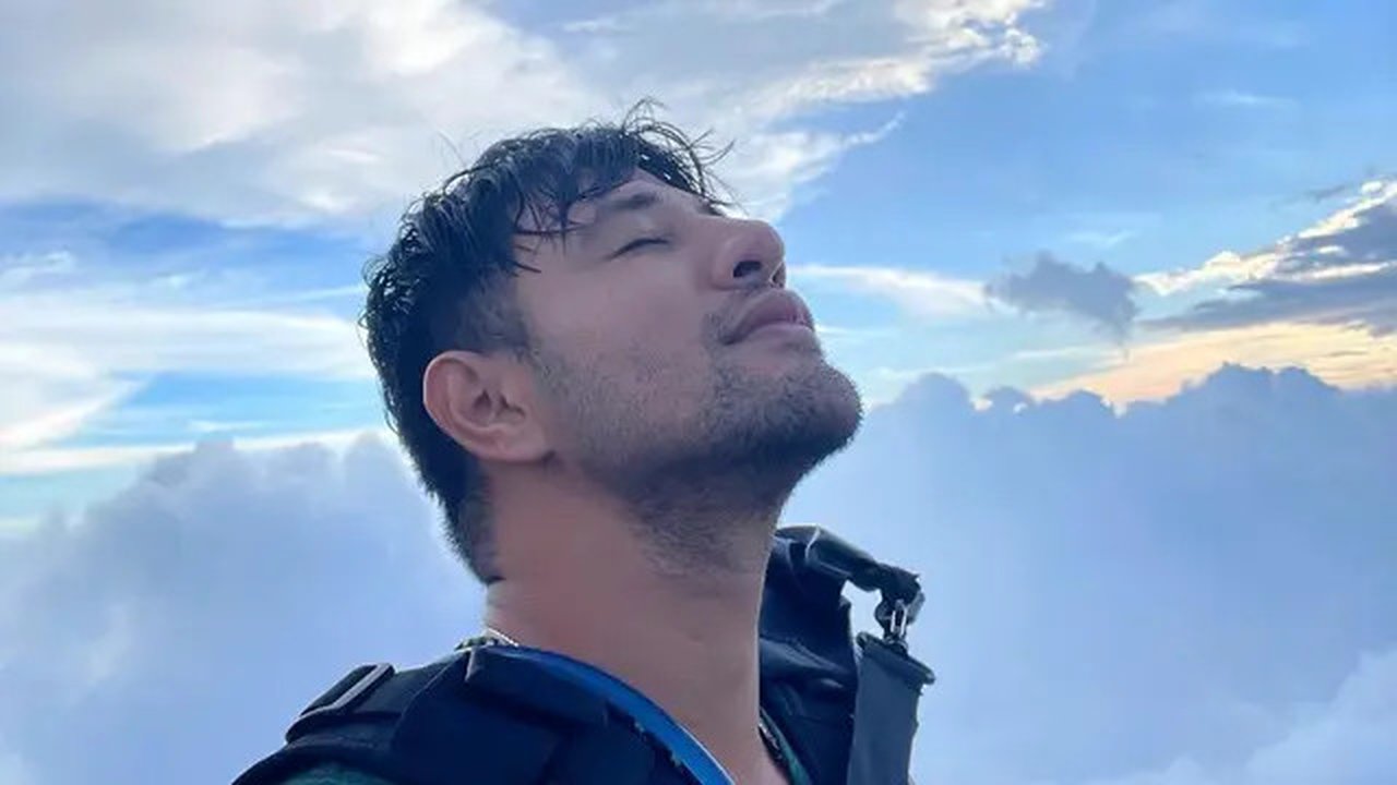 Irish Bella dan Ammar Zoni Naik Gunung Gede (Sumber: Instagram/_irishbella_/ammarzoni)