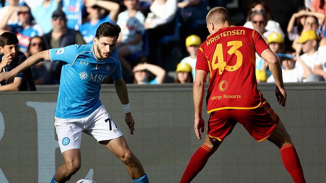 Head to Head dan Statistik: Napoli vs AS Roma - Serie A