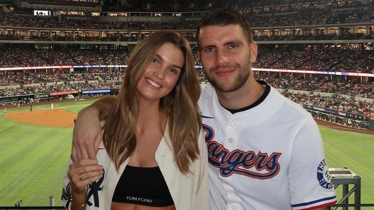 Liburan di Bali, Maarten Paes dan Luna Bijl Double Date Bareng Erick Thohir dan Istri