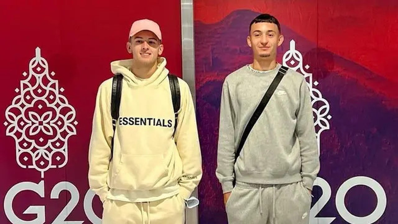 Dua pemain keturunan, Justin Hubner dan Ivan Jenner tiba di Indonesia, Minggu (23/10/2022) siang. (Dok. PSSI)