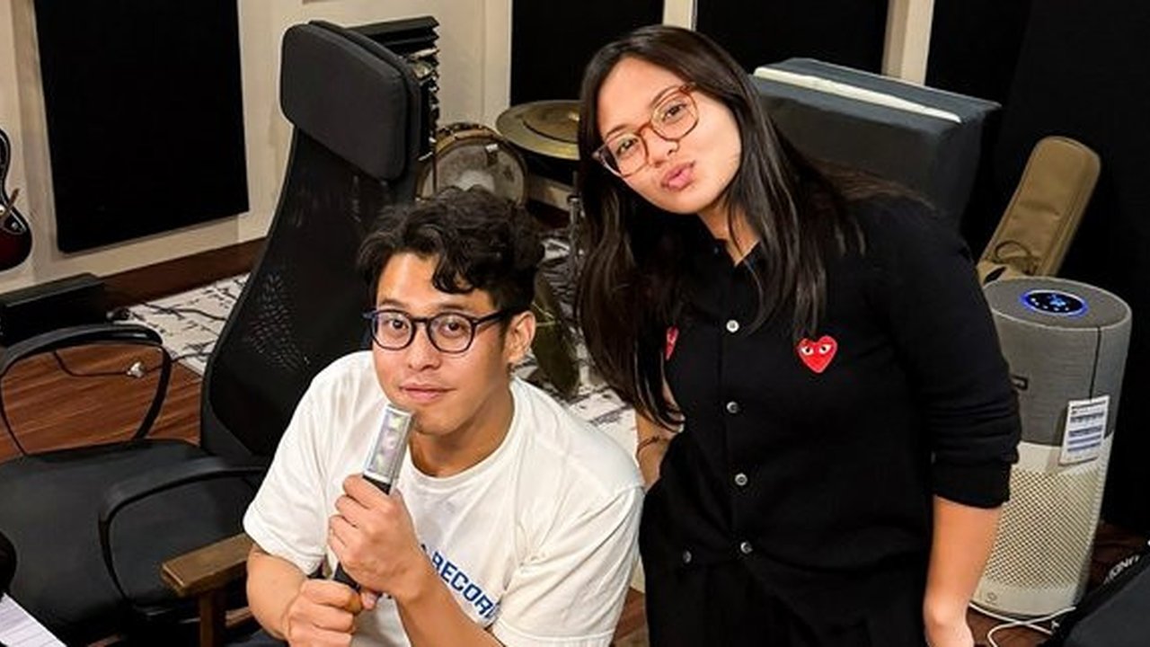 Ardhito Pramono dan Amel Carla Ungkap Sisi Lain Jakarta yang Lebih Romantis Lewat Lagu Baru